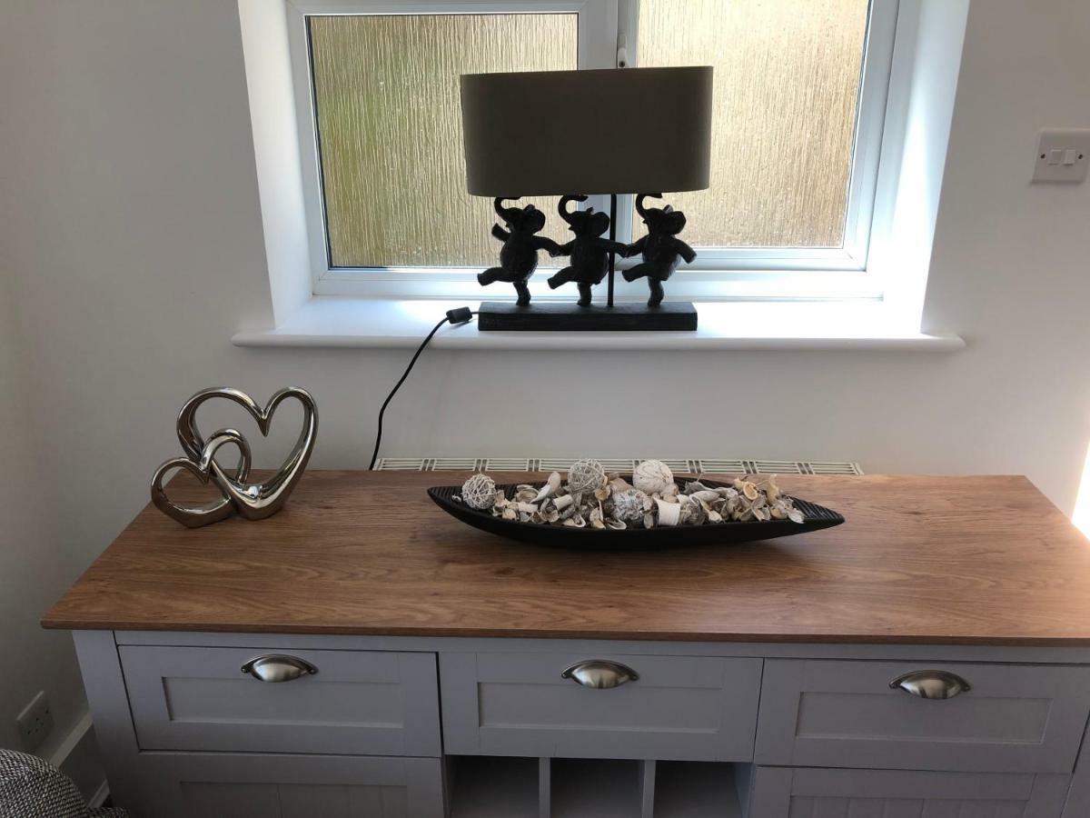 Bournemouth Hot Tub & Sauna Holiday Let Extérieur photo