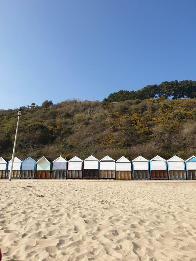 Bournemouth Hot Tub & Sauna Holiday Let Extérieur photo