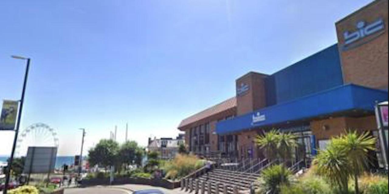 Bournemouth Hot Tub & Sauna Holiday Let Extérieur photo